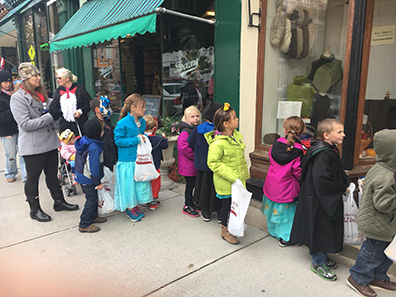 2016 Photo Gallery - Halloween in the village of Chatham - photo by Suzanne Sperl