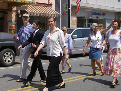 2012 Photo Gallery - Chatham Mayor Tom Curran marches in the 2012 Memorial Day Parade